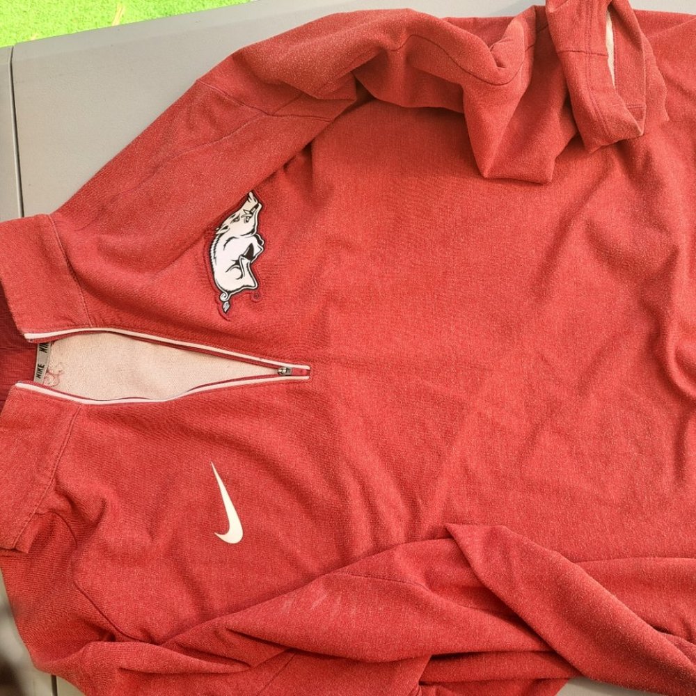 Nike Arkansas Razorback Pullover